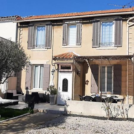 Maison Maloya 2 Chambres Avec Jardin Cavaillon Exteriör bild