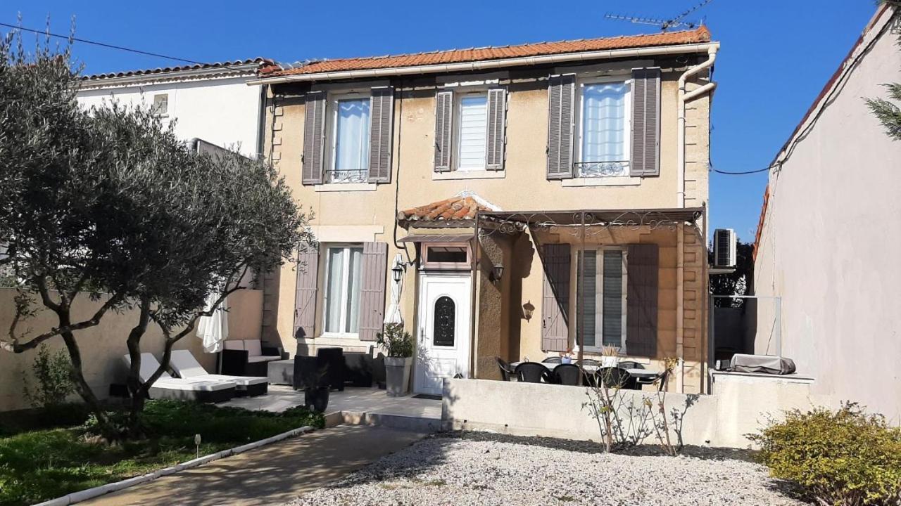 Maison Maloya 2 Chambres Avec Jardin Cavaillon Exteriör bild